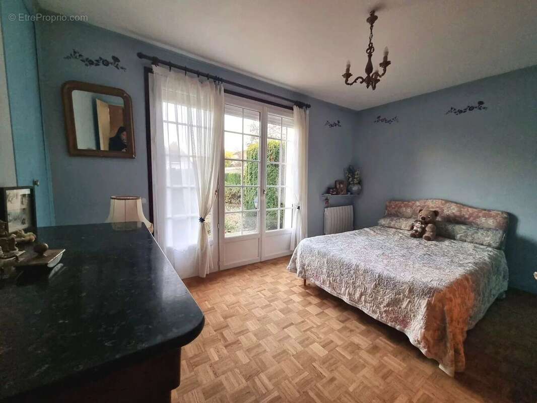 Maison à BEYNES