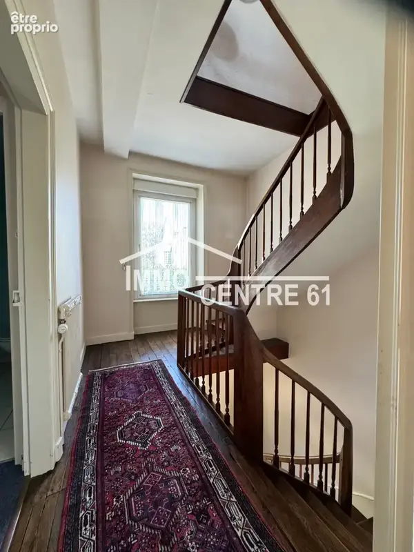 Spacieuse propriété avec dépendances. - photo 11