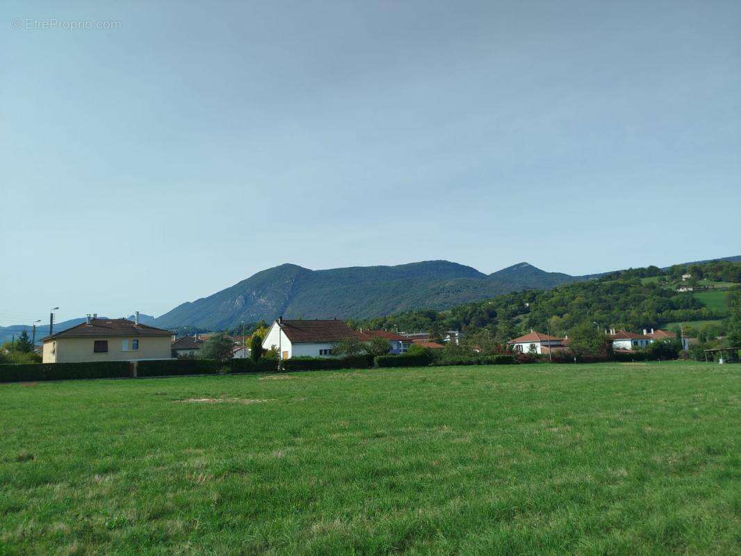 Terrain à SAINT-JEAN-EN-ROYANS