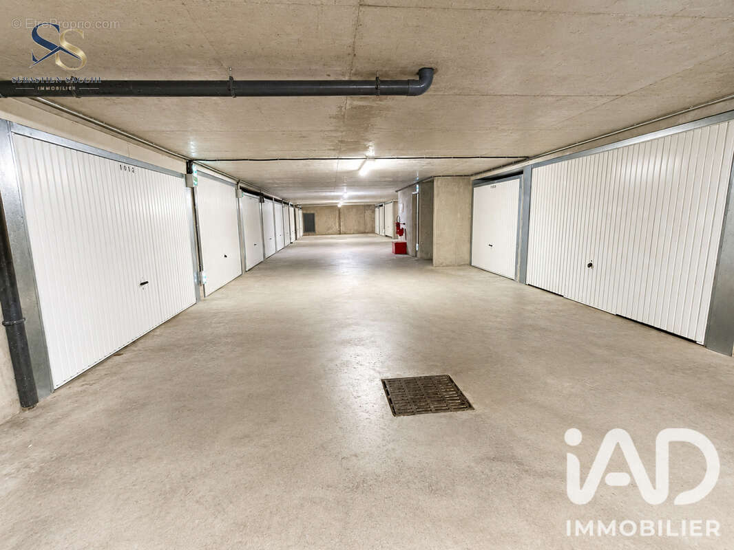 Parking 15 m² à Nice  - photo 3