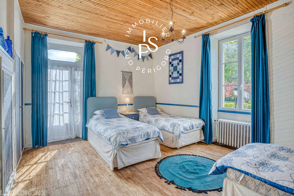 Manoir avec 3 Gîtes et 2 piscines, Villefranche du Perigord - photo 9