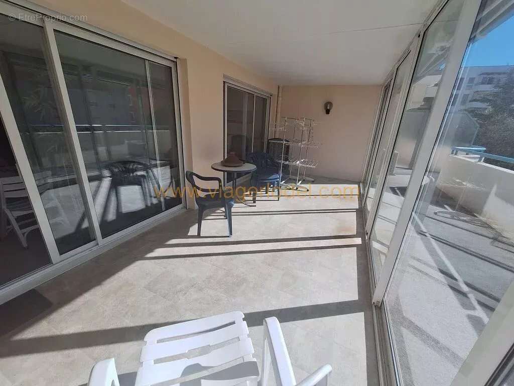 Appartement à FREJUS