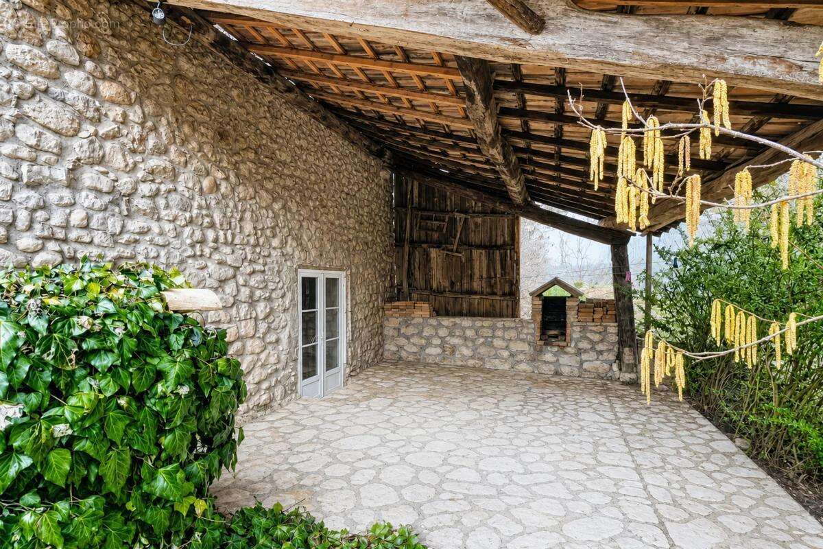Maison à THOARD