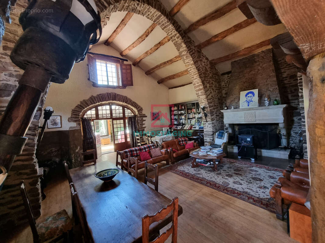 Maison à SAINT-AFFRIQUE