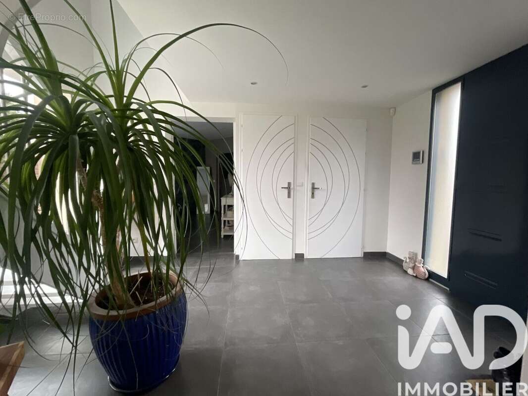 Photo 3 - Maison à VILLECRESNES