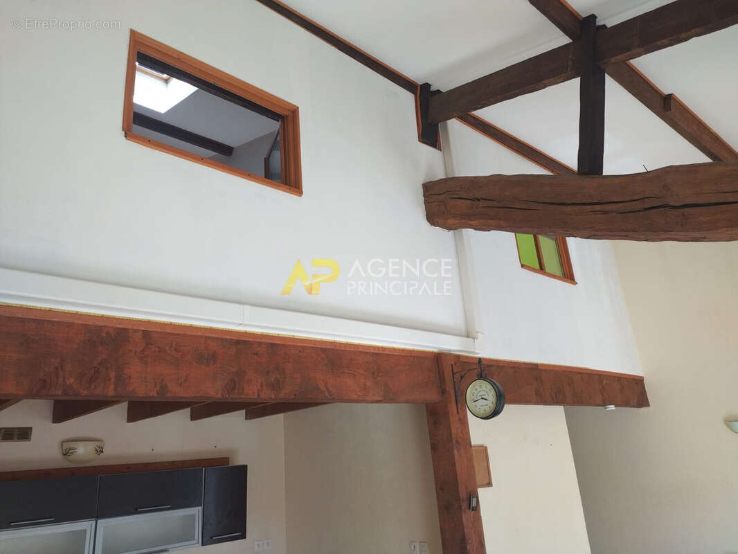 Maison à SAINT-DENIS-EN-BUGEY