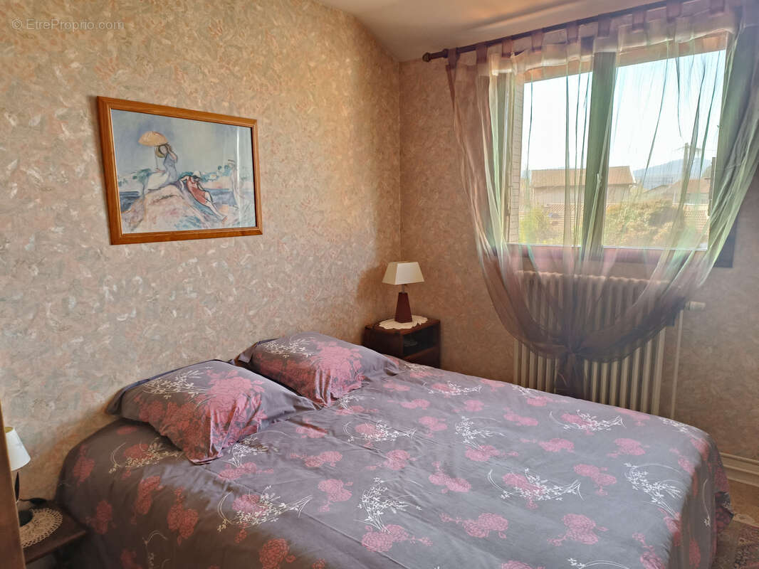 Maison à LE PEAGE-DE-ROUSSILLON