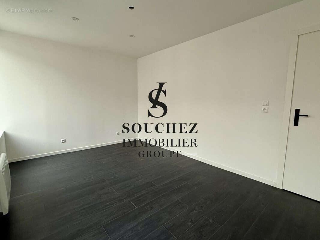 Appartement à AVION