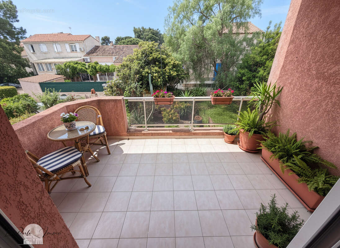 Appartement à NYONS