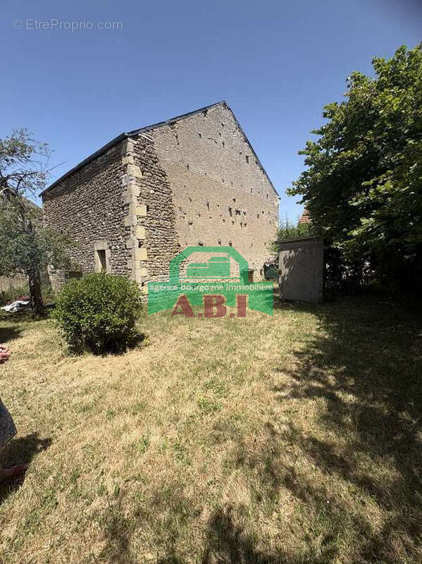 Maison à CORBIGNY