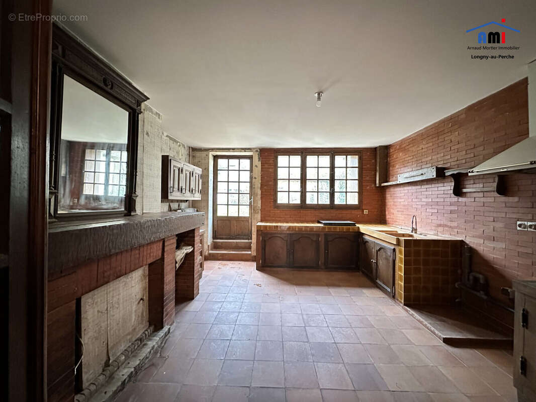Maison à LONGNY-AU-PERCHE