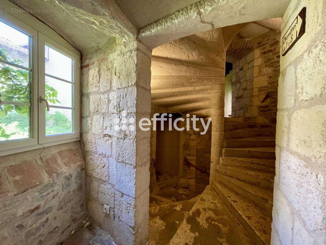Locaux/Biens immobiliers - photo 9