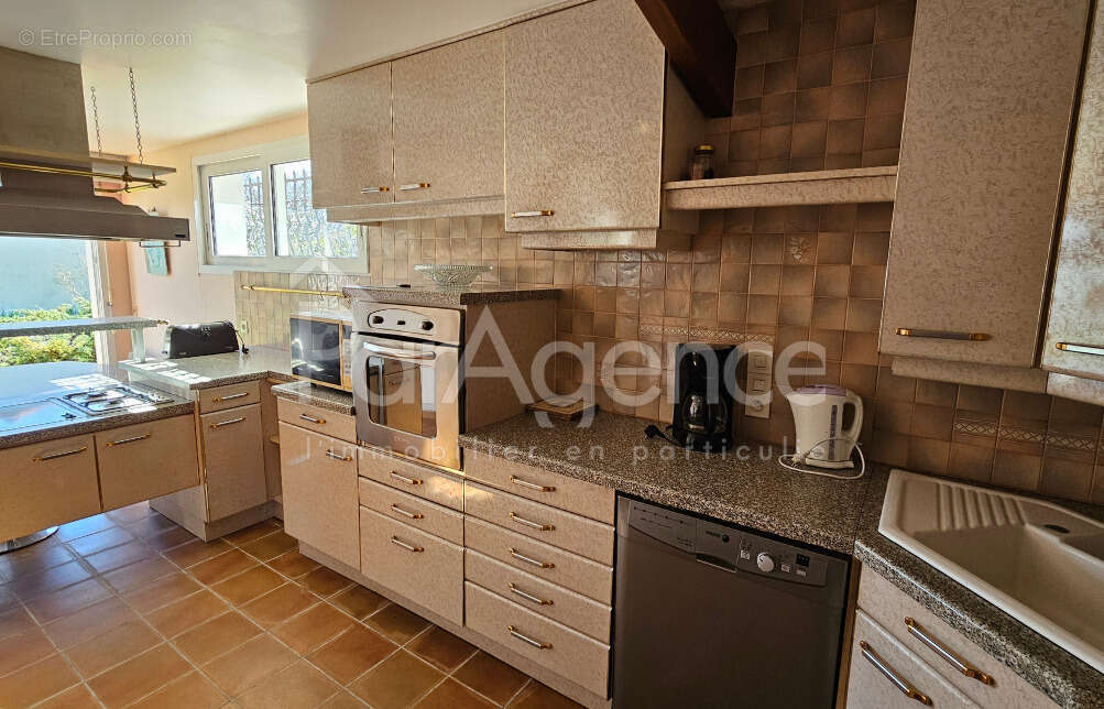 Maison à VAUX-SUR-MER