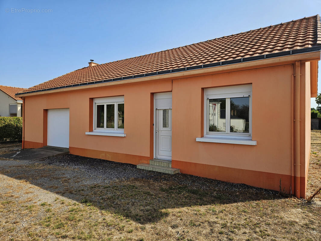 Maison à PAULX