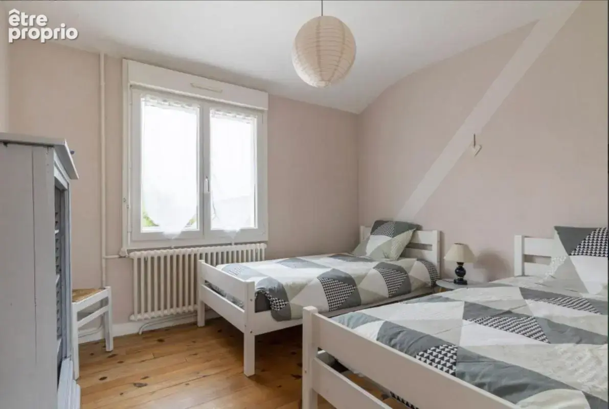 LANVEOC-  Ensemble immobilier  composé de trois maisons au cœur d’un hameau de campagne - photo 11