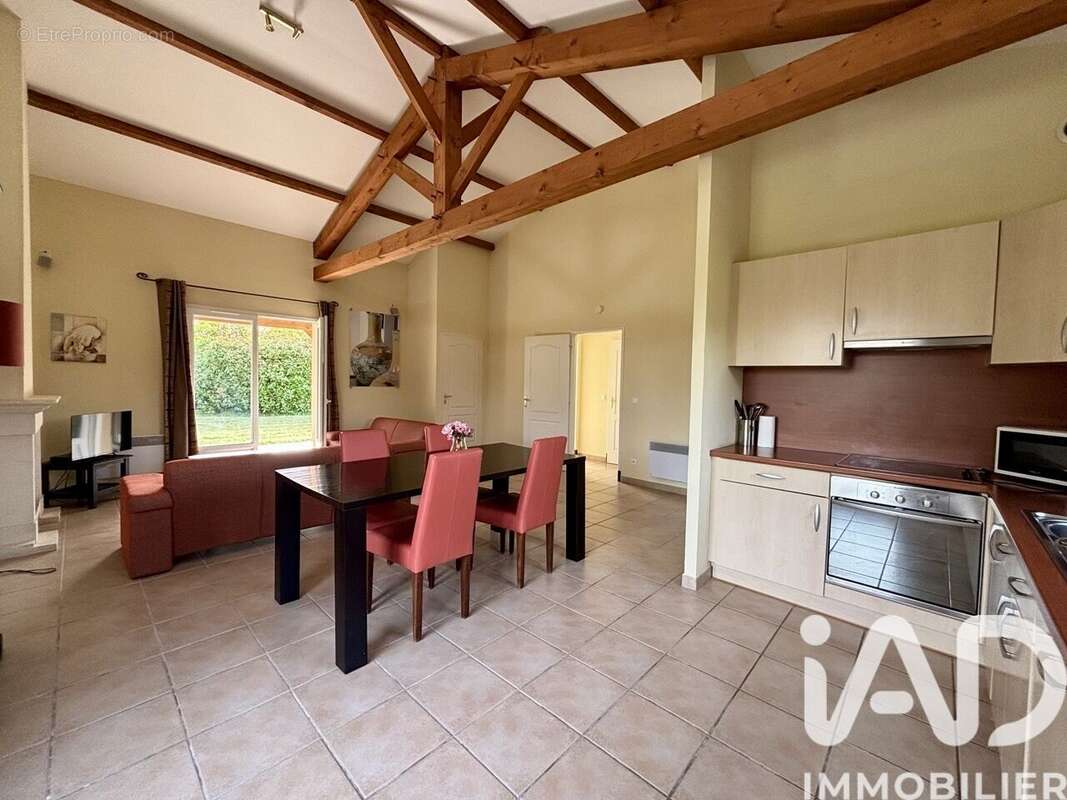 Maison 75 m² à Les Forges  - photo 5