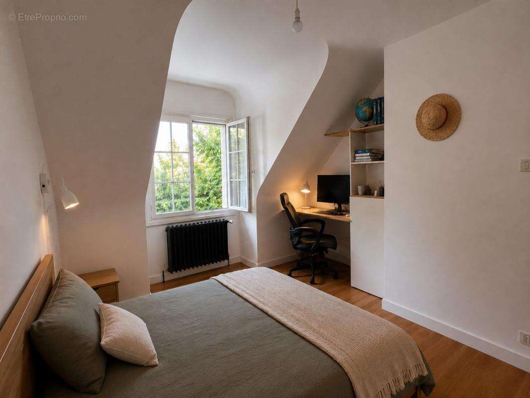 Saint-Avé – Quartier des Trois Rois – Maison familiale rénovée de 145 m² – 5 chambres – Terrain de 790 m² - photo 13