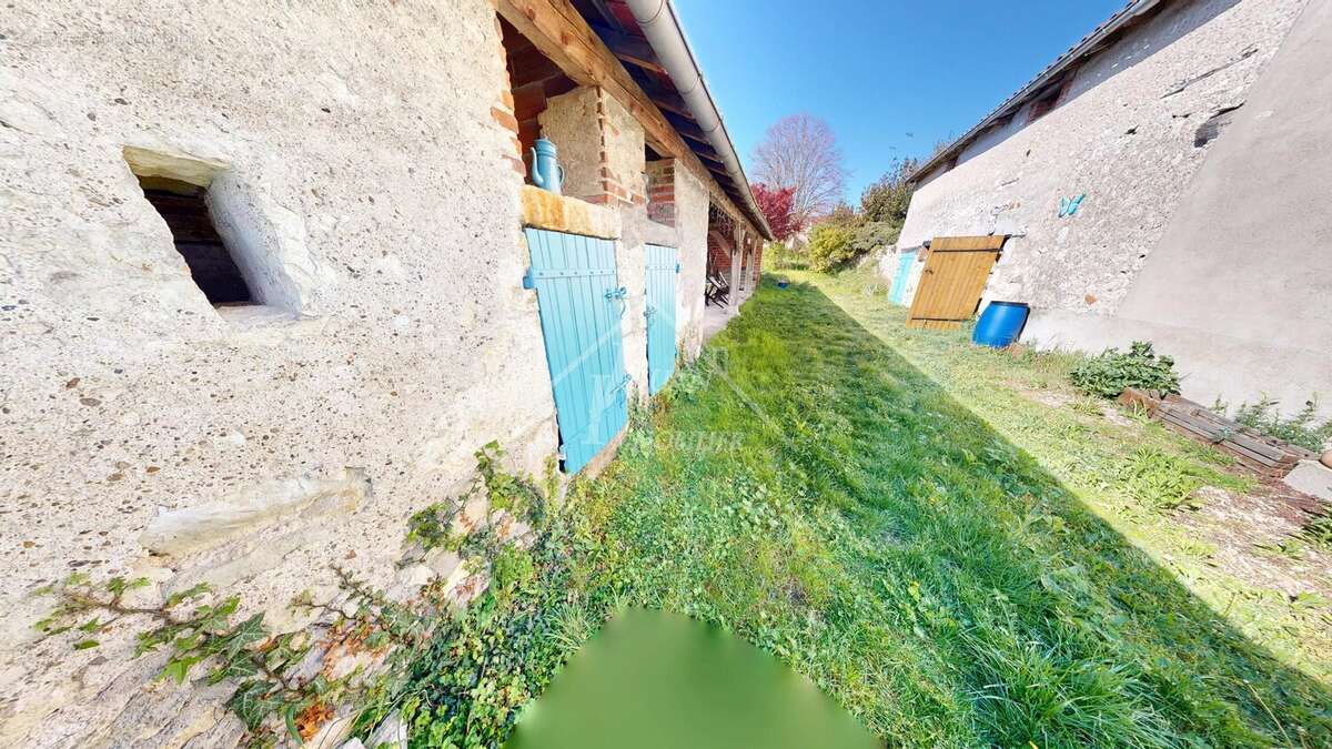Maison à CHARROUX