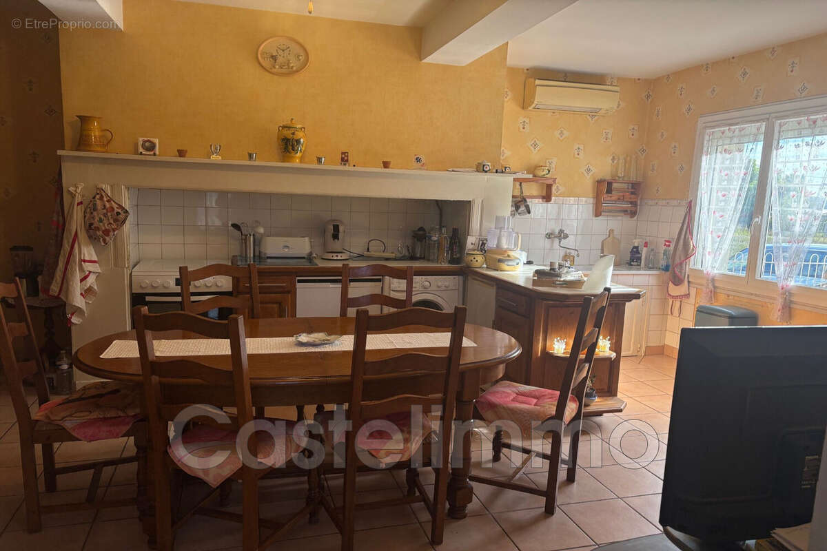 Maison à SAINT-NICOLAS-DE-LA-GRAVE