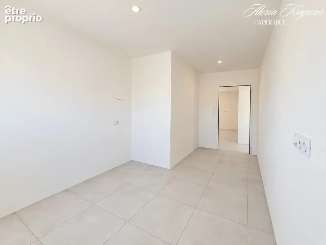 A VENDRE - Maison - 156m² - T6 - 4 chambres - Garage - Terrasse, jardin et piscine - CESSENON-SUR-ORB (34) - photo 12