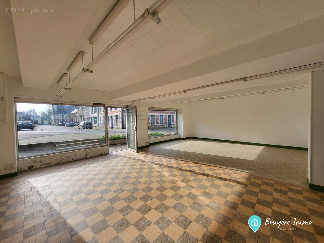 Appartement à AUBENTON