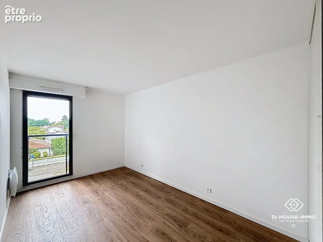 Appartement 3 pièces 72 m² à vendre à Merignac (33700) - photo 7