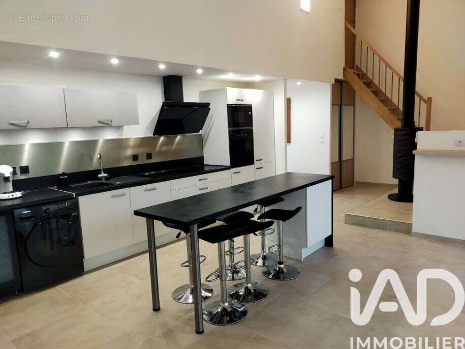 Photo 2 - Maison à NIMES