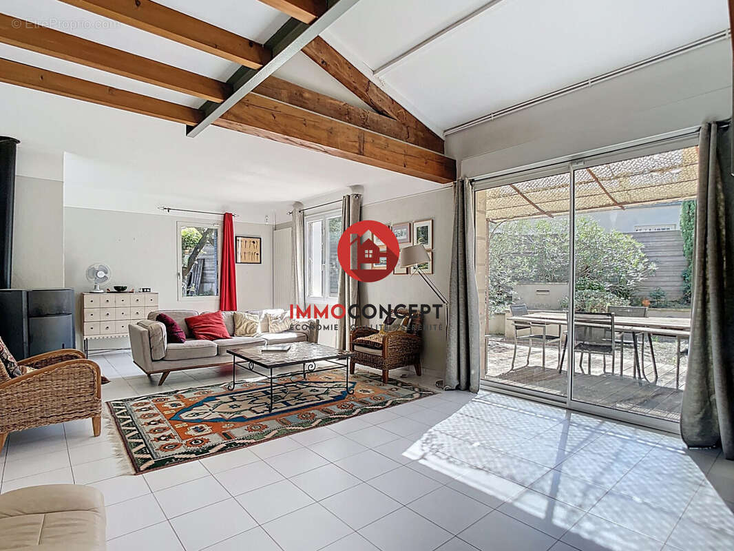 Maison à LES ANGLES