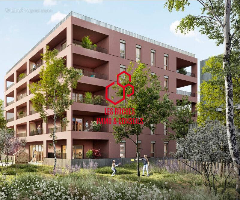 Appartement à COURCOURONNES