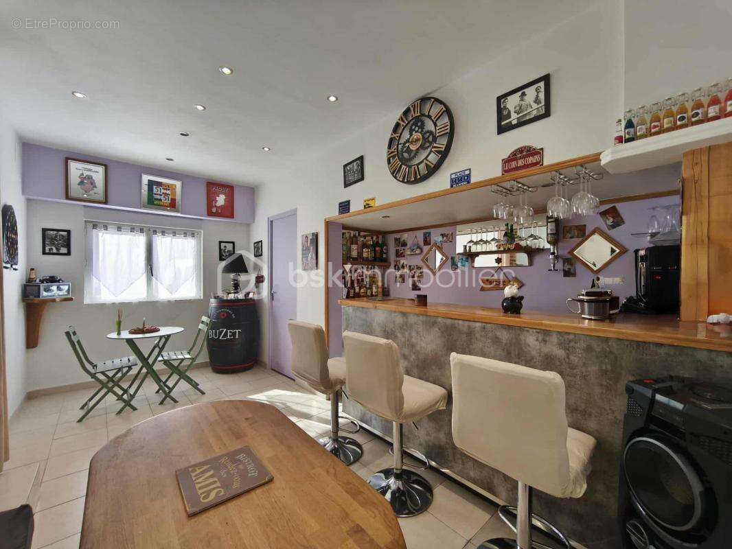 Maison de 150 m², 3 chambres et 1 bureau - photo 10