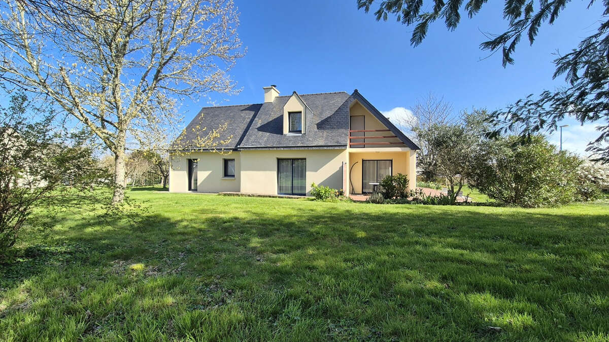 Maison à CLOHARS-CARNOET