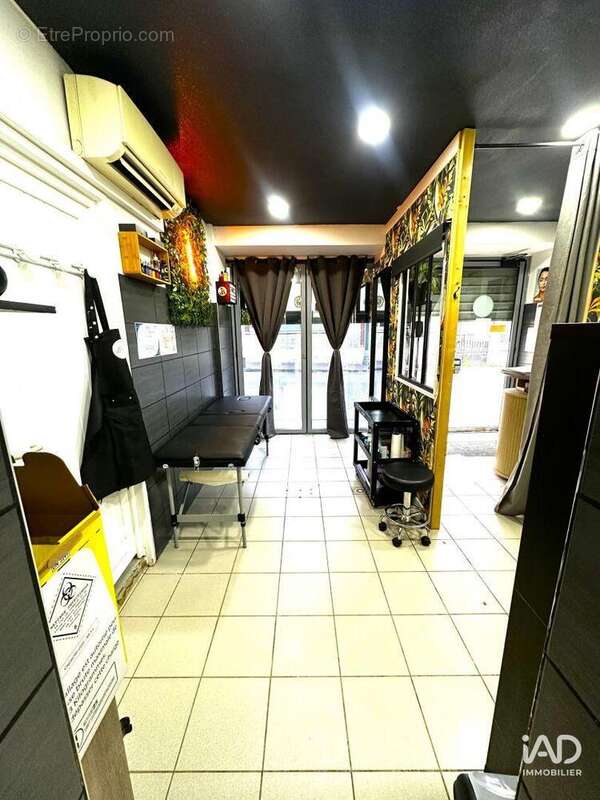 Photo 6 - Commerce à PONT-SAINT-PIERRE