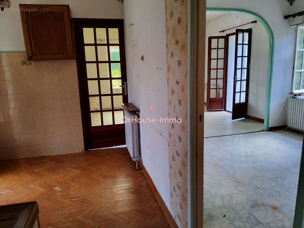 Maison à VEZENOBRES