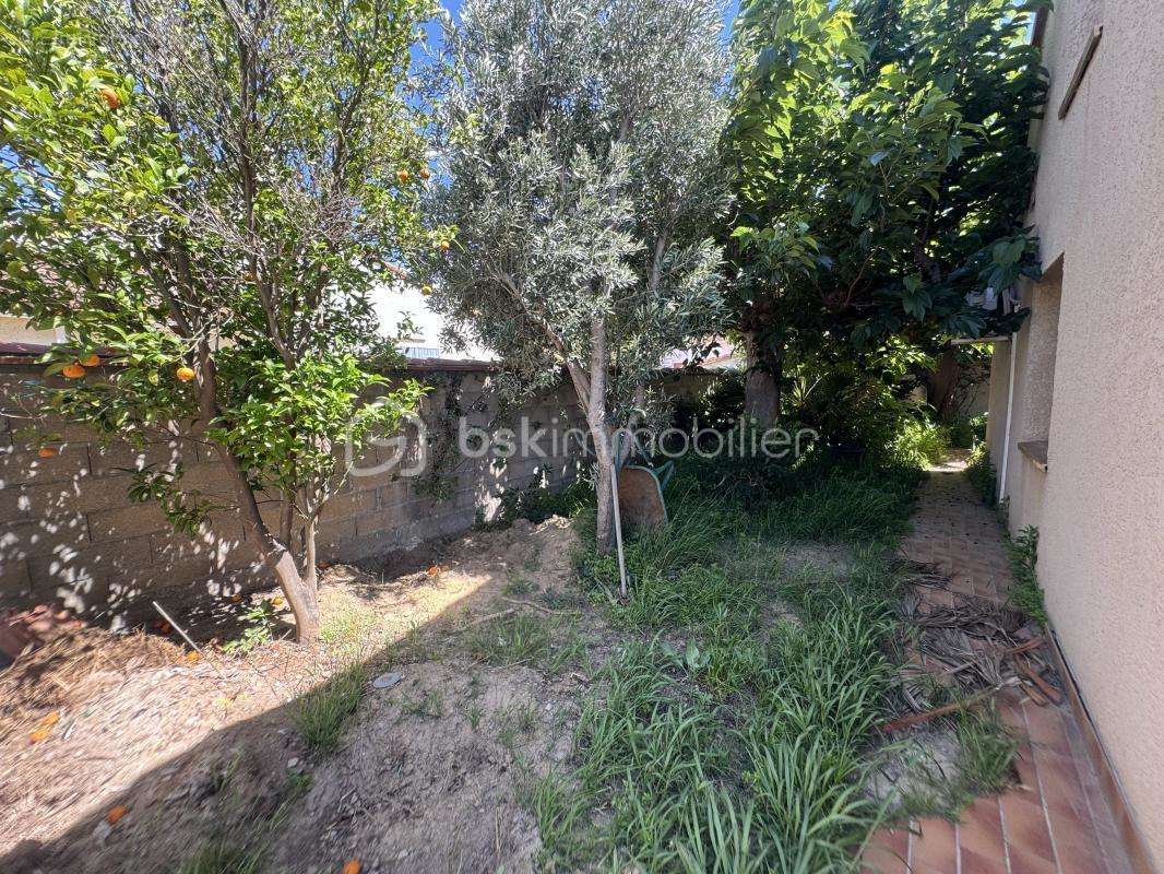 Maison à VILLENEUVE-LA-RIVIERE