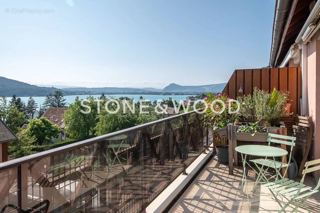 Appartement à VEYRIER-DU-LAC