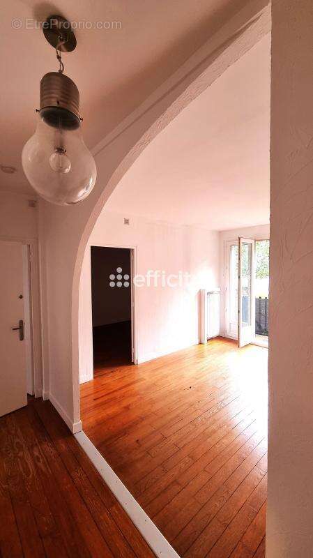 Appartement à CHATILLON