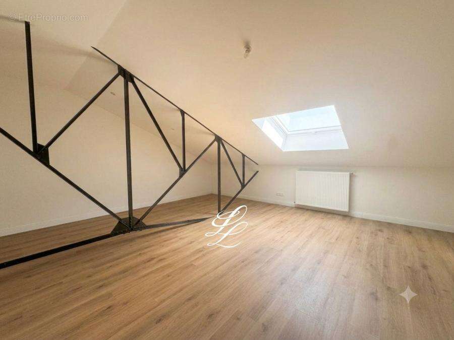 Appartement 185 m² à Le Mans  - photo 7