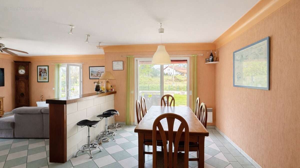 Maison basque à vendre à Jatxou proche Larressore  6 pièces, terrain de 850 m² piscinable - photo 8