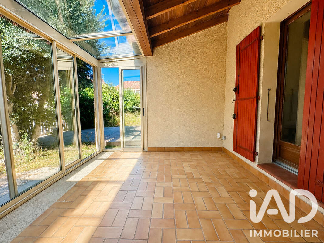 Maison 80 m² à Sainte-Marie  - photo 3