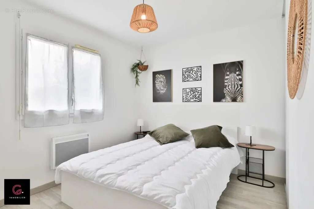 Maison à PARENTIS-EN-BORN