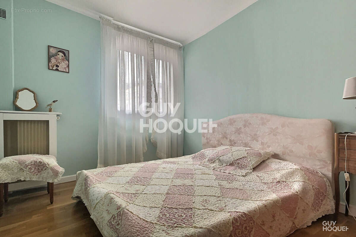 Appartement à MAISONS-ALFORT