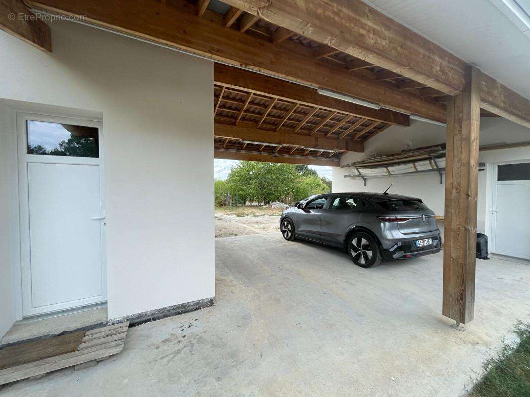 Maison Saint Denis De Pile 5 pièce(s)  4 chambres 118 m2 Terrain 1280m2 - photo 13