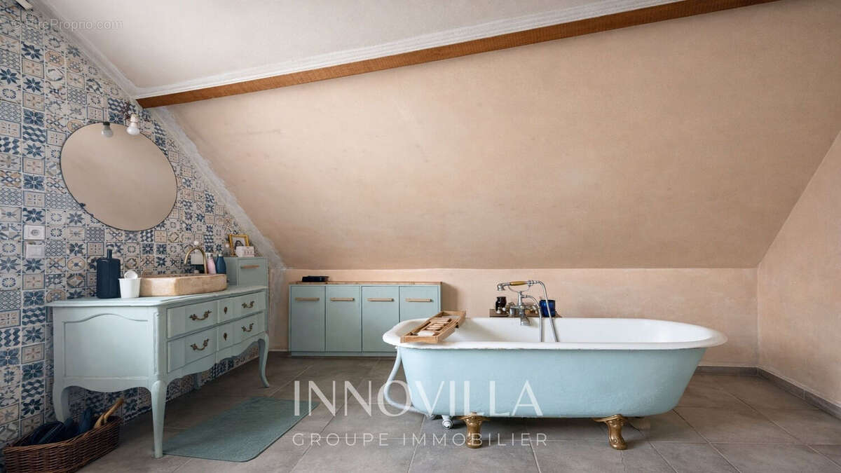 Maison à LAPEYROUSE-FOSSAT