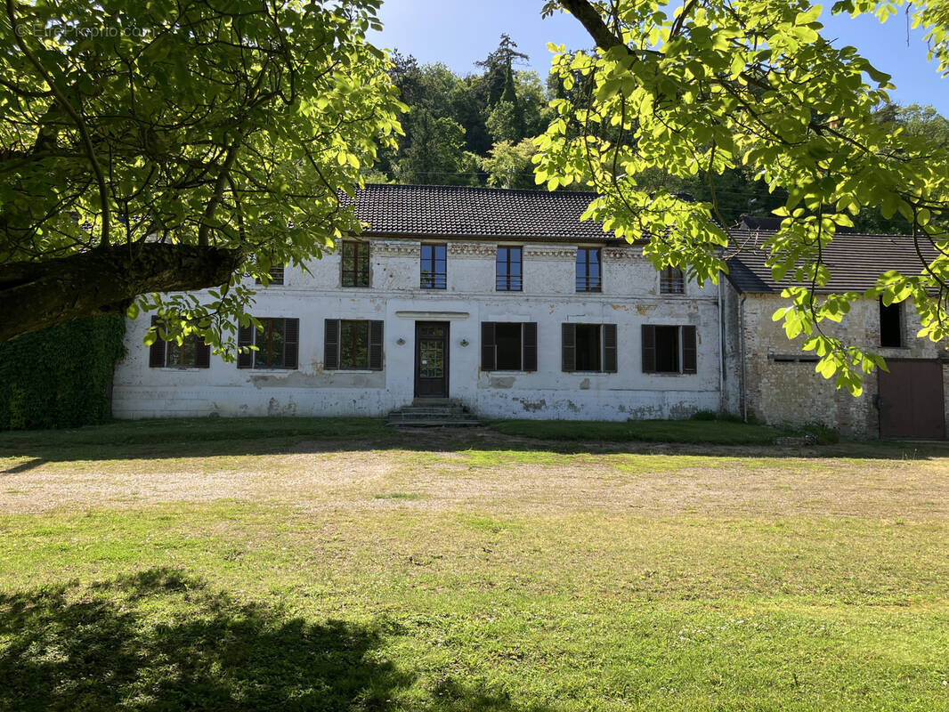 Maison à BUEIL