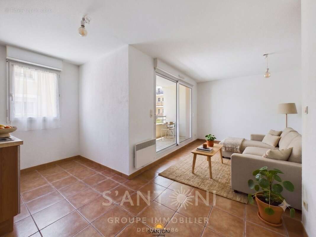 Charmant T2 lumineux avec terrasse et stationnement - photo 7