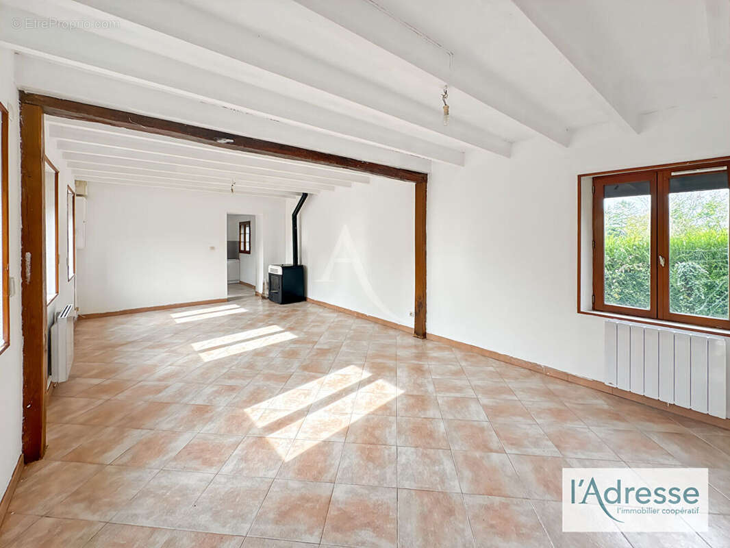 Maison à FLEURY-SUR-ANDELLE