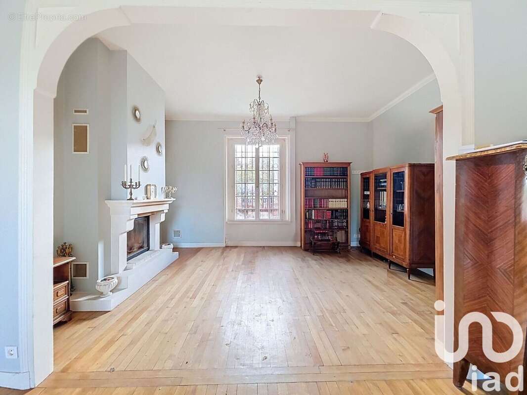 Photo 9 - Maison à LUMIGNY-NESLES-ORMEAUX