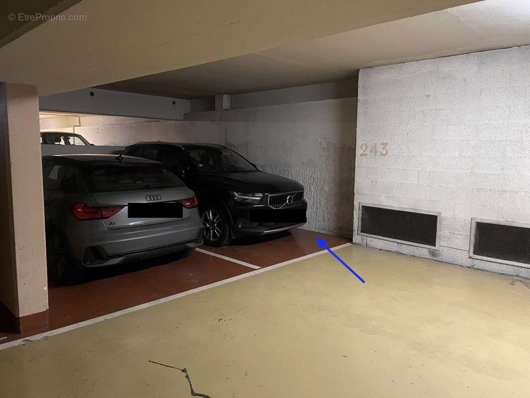 Parking à LEVALLOIS-PERRET