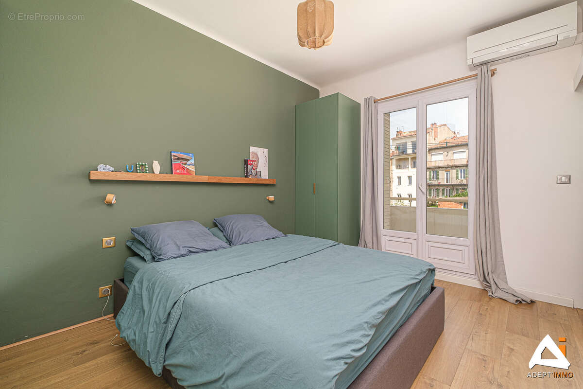 Appartement à MARSEILLE-7E