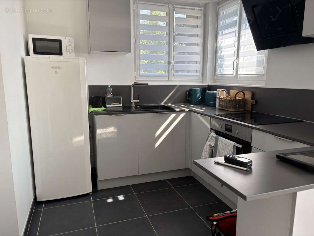 Maison 76 m² à Aubenas  - photo 3